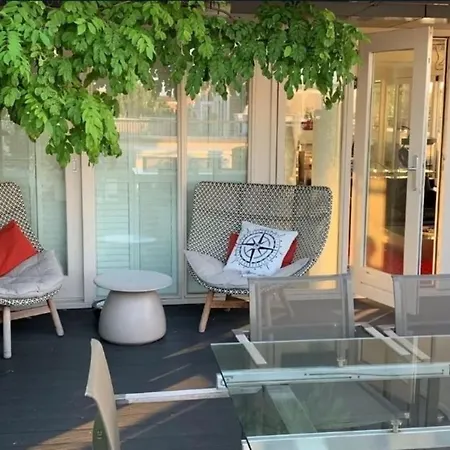 Bilderdijkstaete Penthouse With Roof Terrace * Amsterdam
